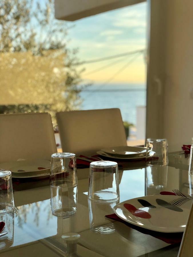 Chalet Doble Almadraba Villa Roses Ngoại thất bức ảnh
